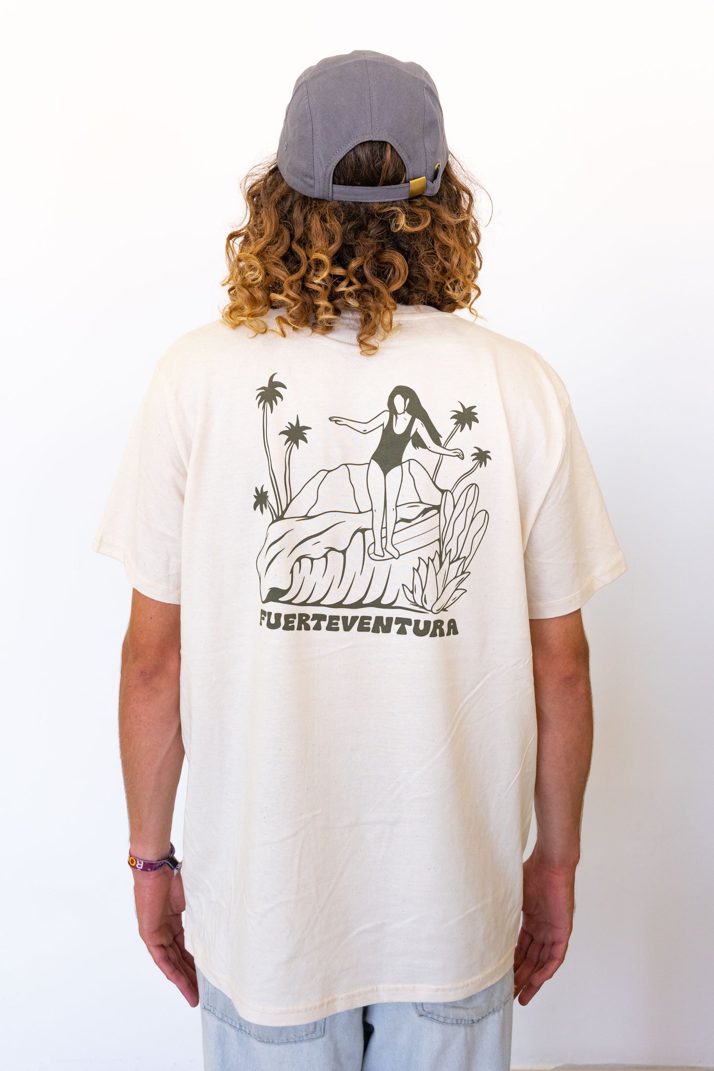 Surf Girl Fuerteventura - T-shirt Unisex Natural Raw - Be Dreamer Clothing