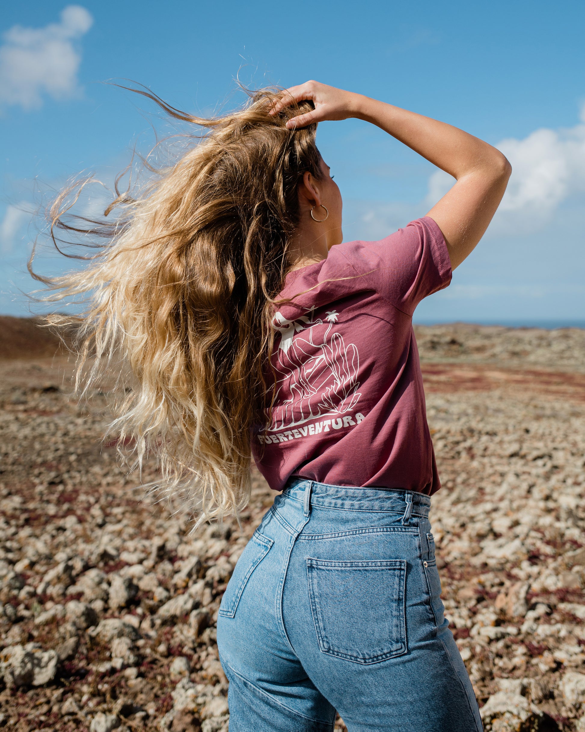 Surf Girl Fuerteventura - T-shirt Unisex Hibiscus - Be Dreamer Clothing