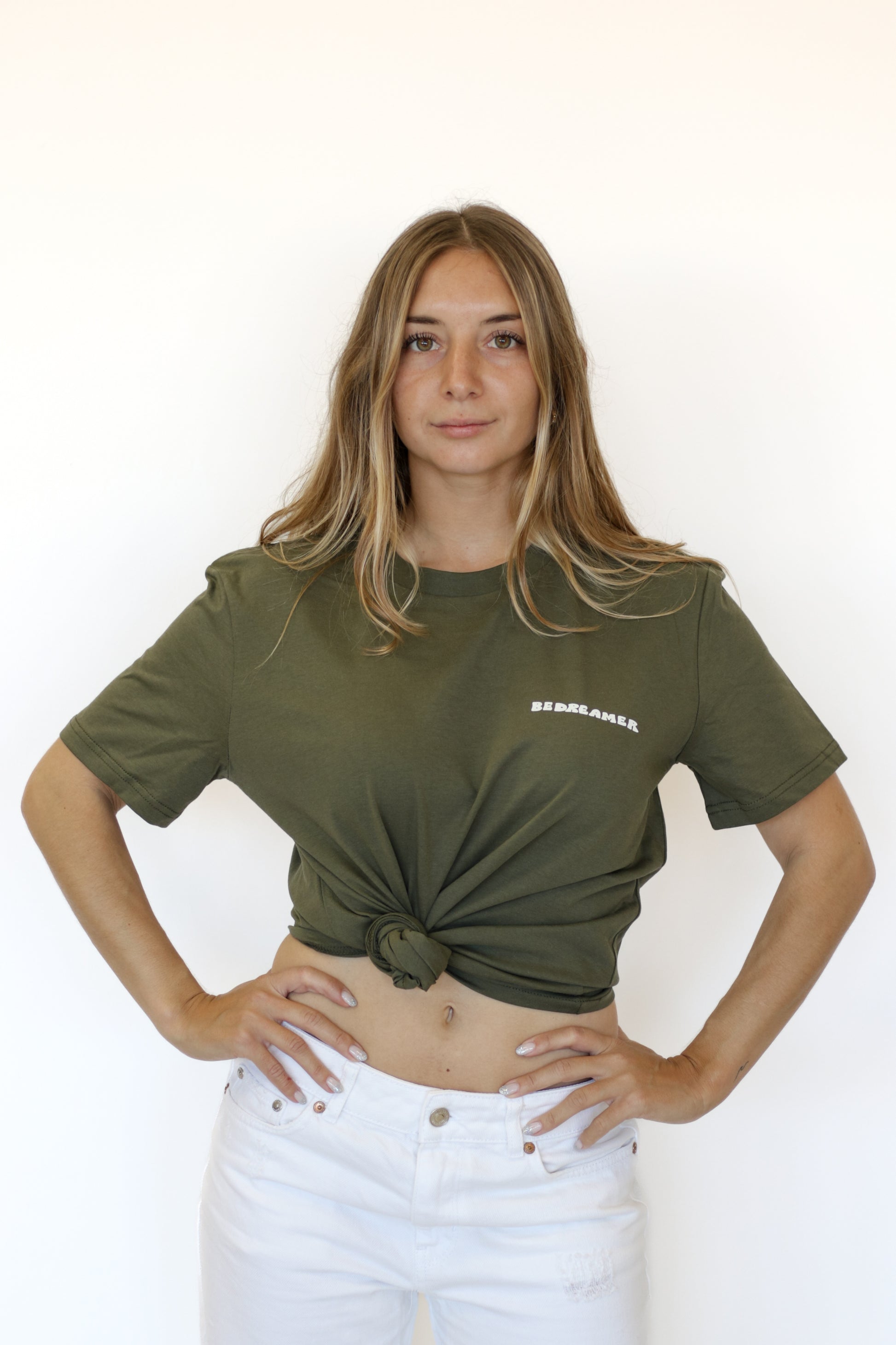 Surf Girl Fuerteventura - T-shirt Unisex Khaki - Be Dreamer Clothing